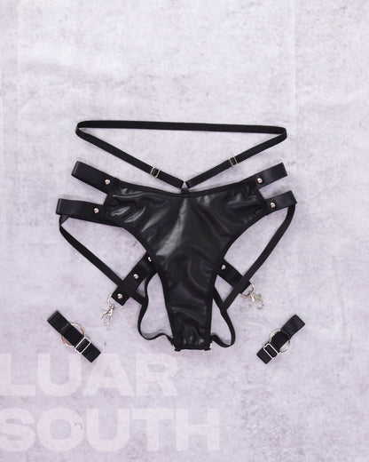 Panty Kelen con esposas